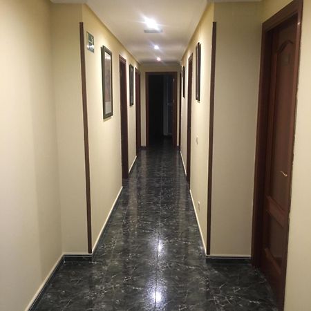 Hostal Conchita Legazpi Madrid Esterno foto